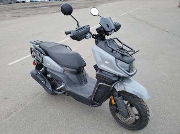  Salvage Znen Scooter