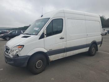  Salvage Mercedes-Benz Sprinter