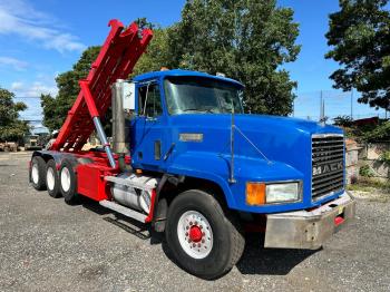  Salvage Mack 700 Cl700