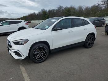  Salvage Mercedes-Benz GLA