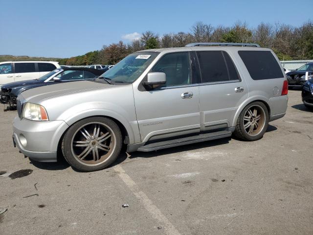  Salvage Lincoln Navigator