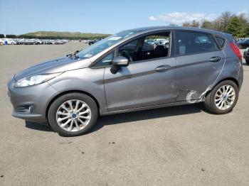  Salvage Ford Fiesta