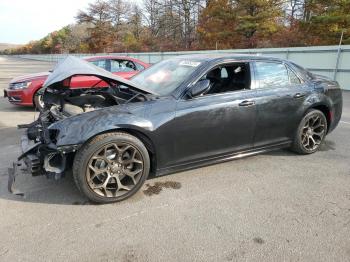  Salvage Chrysler 300