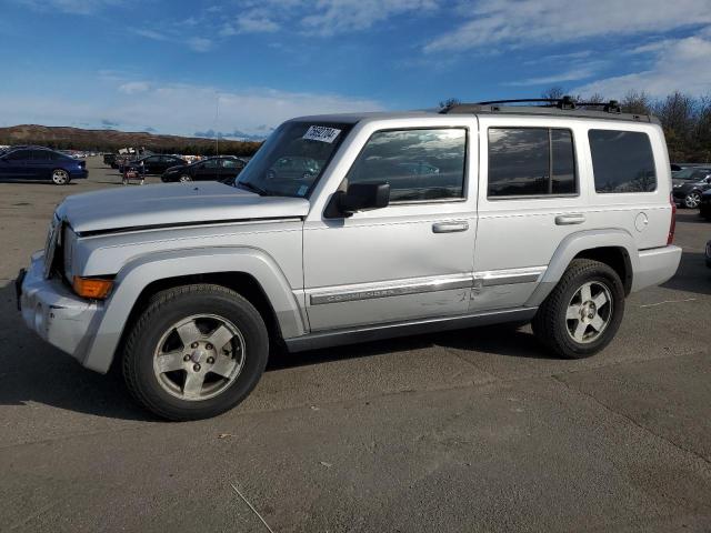  Salvage Jeep Commander