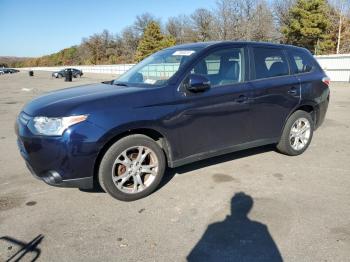  Salvage Mitsubishi Outlander