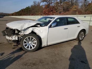  Salvage Chrysler 300