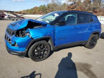  Salvage Jeep Compass