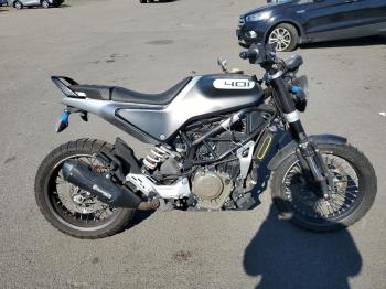  Salvage Husqvarna Vitpilen 4