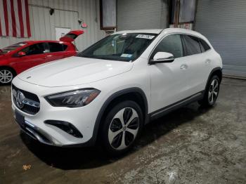  Salvage Mercedes-Benz GLA