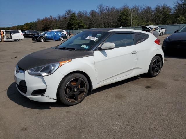  Salvage Hyundai VELOSTER