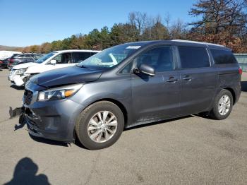  Salvage Kia Sedona