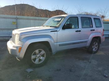  Salvage Jeep Liberty