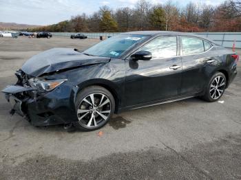  Salvage Nissan Maxima