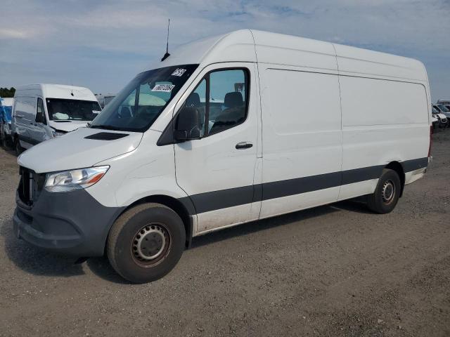  Salvage Mercedes-Benz Sprinter