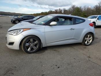  Salvage Hyundai VELOSTER