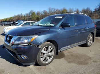  Salvage Nissan Pathfinder