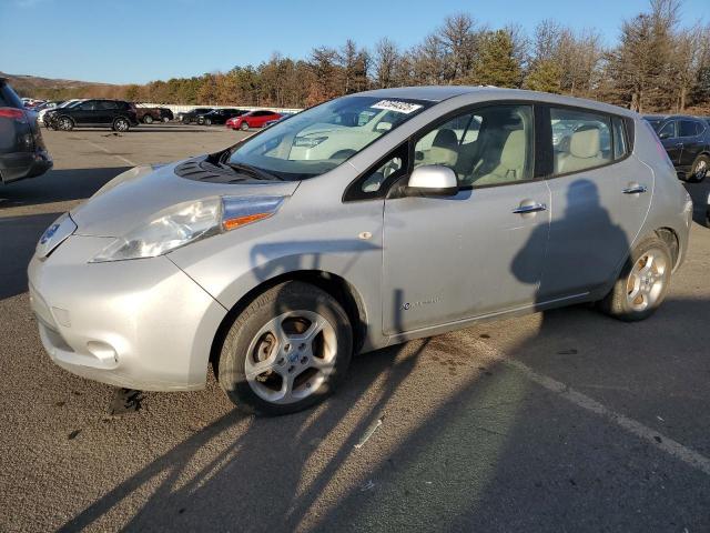  Salvage Nissan LEAF