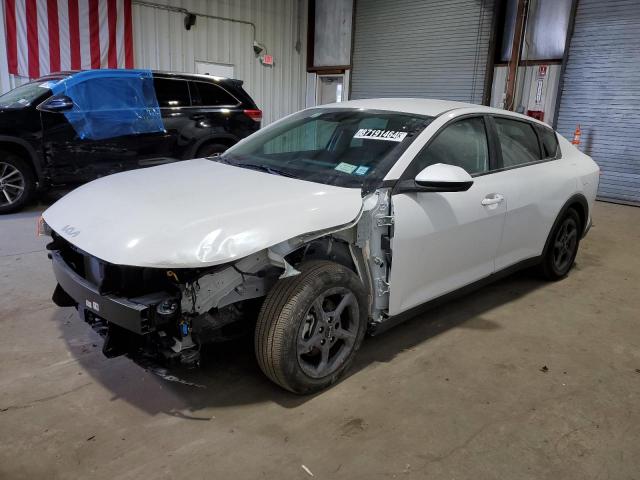  Salvage Kia K4 Lx