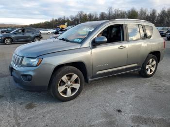  Salvage Jeep Compass