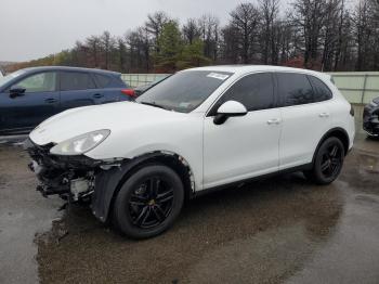  Salvage Porsche Cayenne