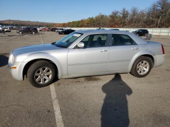  Salvage Chrysler 300