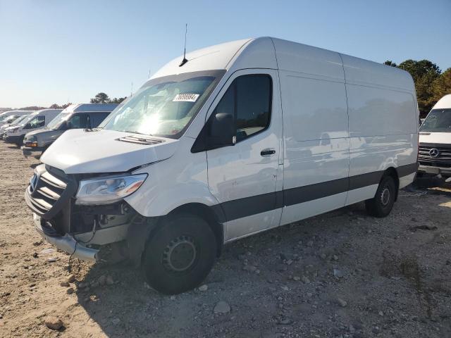  Salvage Mercedes-Benz Sprinter