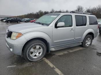  Salvage Nissan Pathfinder