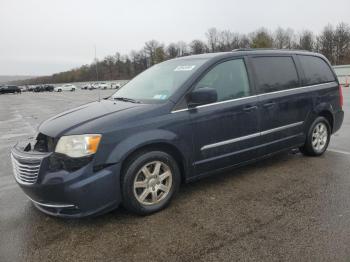  Salvage Chrysler Minivan