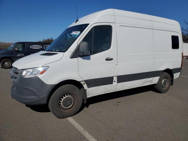  Salvage Mercedes-Benz Sprinter