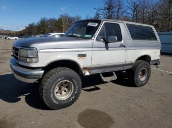  Salvage Ford Bronco