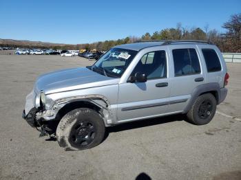  Salvage Jeep Liberty