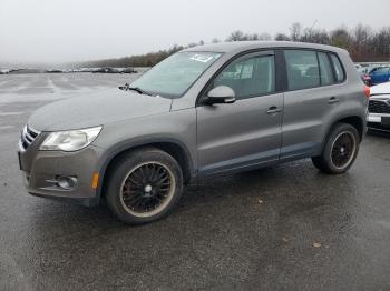  Salvage Volkswagen Tiguan