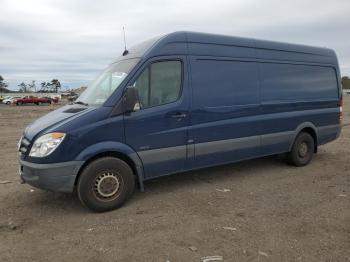  Salvage Mercedes-Benz Sprinter