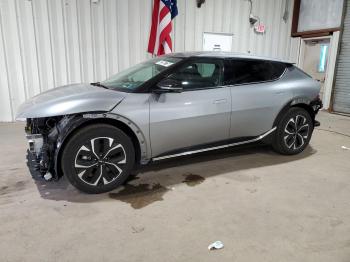  Salvage Kia EV6