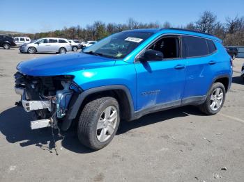  Salvage Jeep Compass