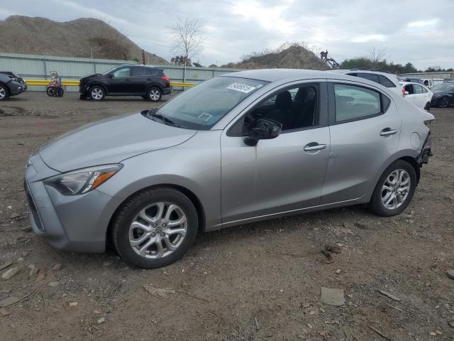  Salvage Toyota Scion