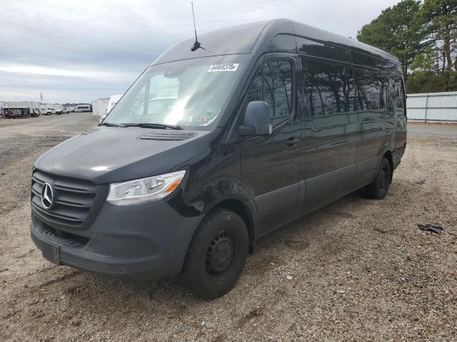  Salvage Mercedes-Benz Sprinter