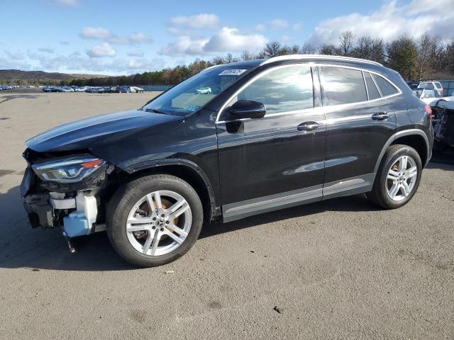  Salvage Mercedes-Benz GLA