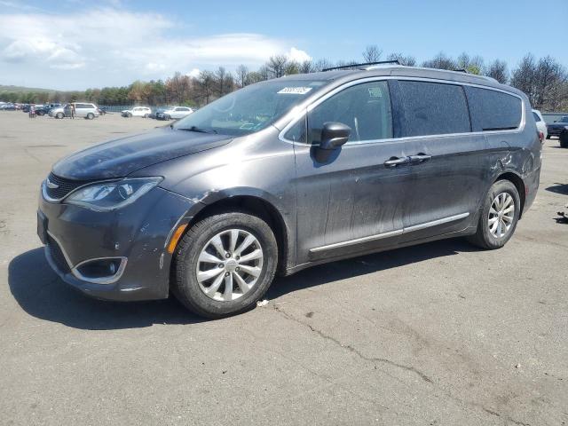  Salvage Chrysler Pacifica