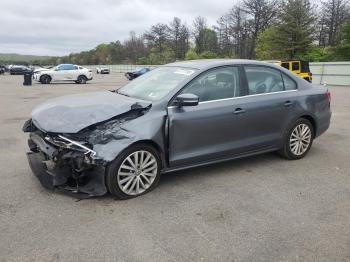  Salvage Volkswagen Jetta