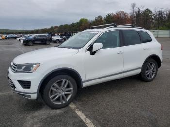  Salvage Volkswagen Touareg