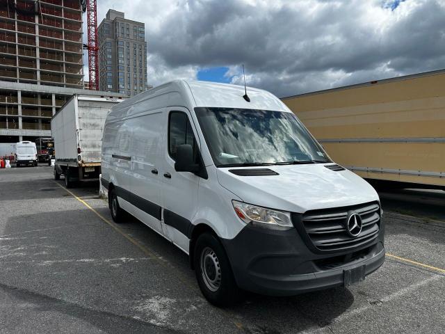  Salvage Mercedes-Benz Sprinter