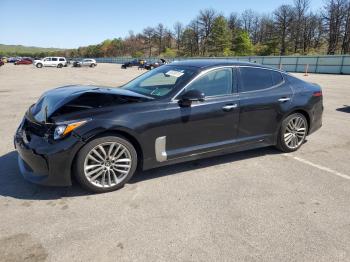 Salvage Kia Stinger