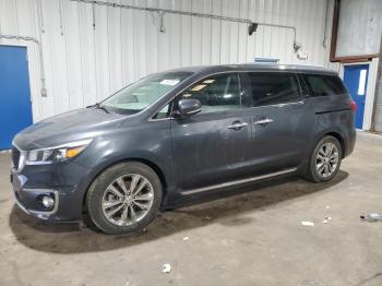  Salvage Kia Sedona