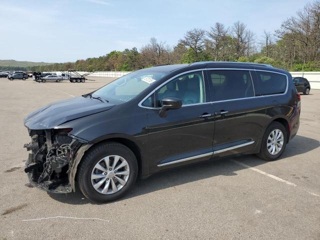  Salvage Chrysler Pacifica