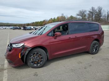  Salvage Chrysler Pacifica