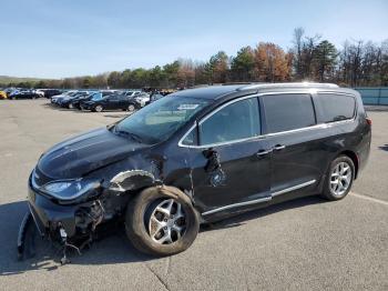  Salvage Chrysler Pacifica