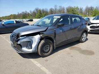  Salvage Nissan Kicks