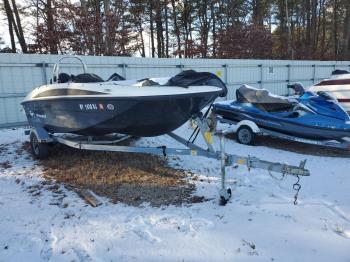  Salvage Bayliner Boat