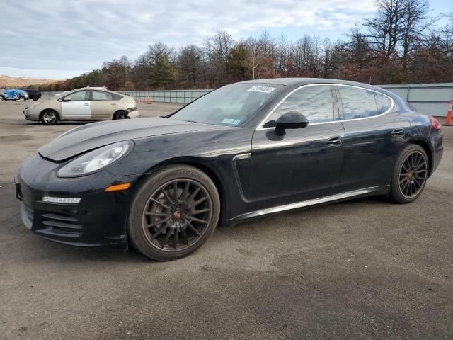  Salvage Porsche Panamera